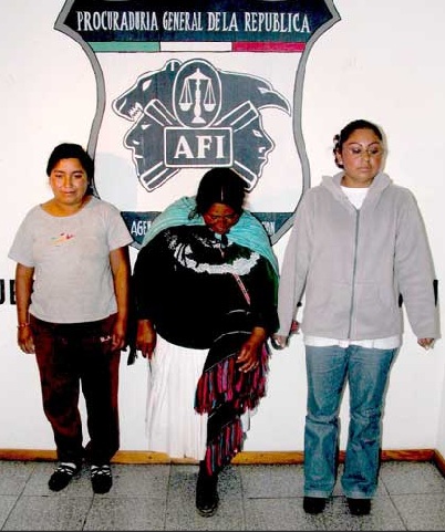 Tardío perdón por la salvajada de incriminar a tres mujeres indígenas